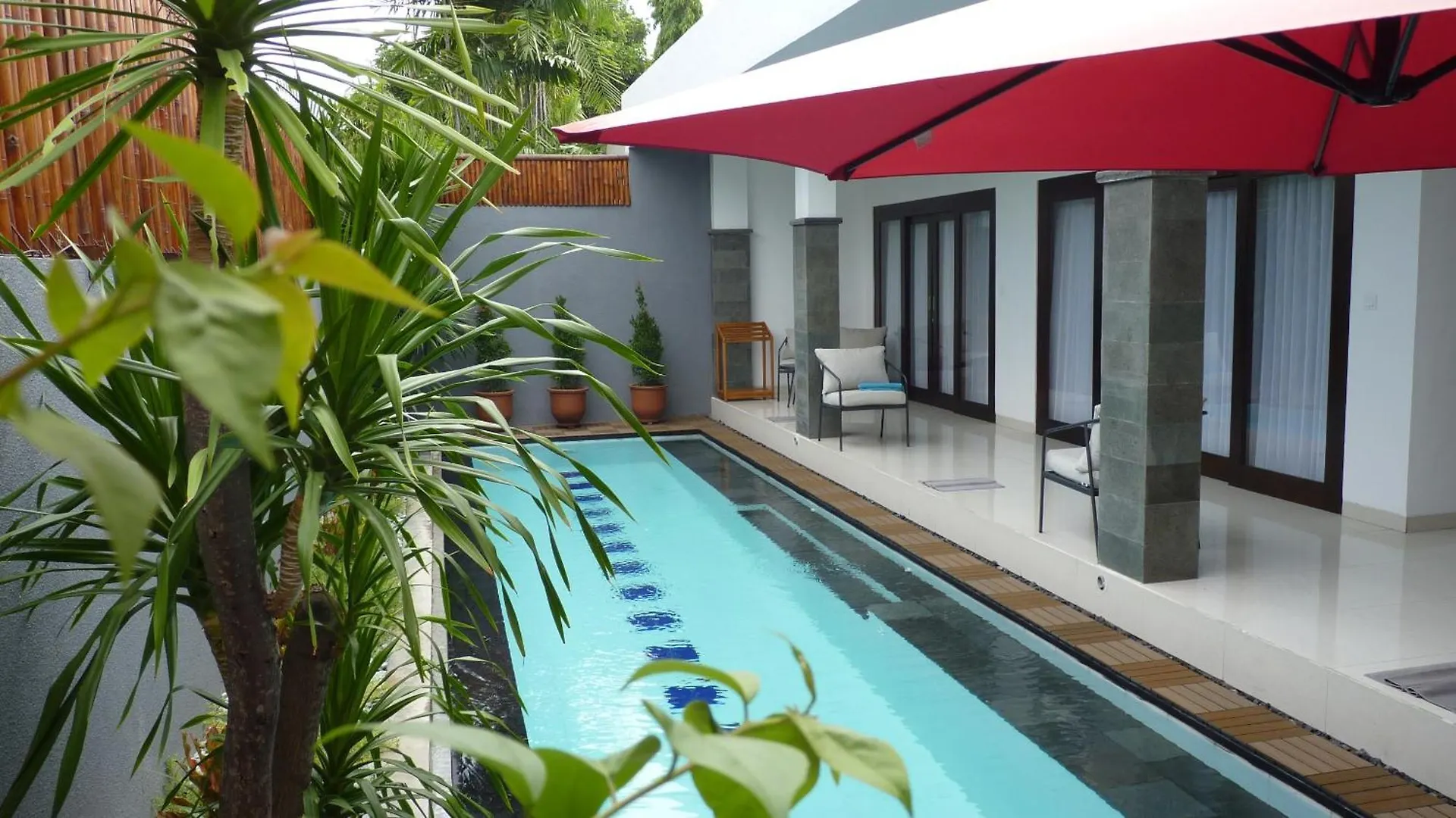 Δωμάτια σε οικογενειακή κατοικία De Luxe Villa Fabian Escape In Seminyak Ινδονησία
